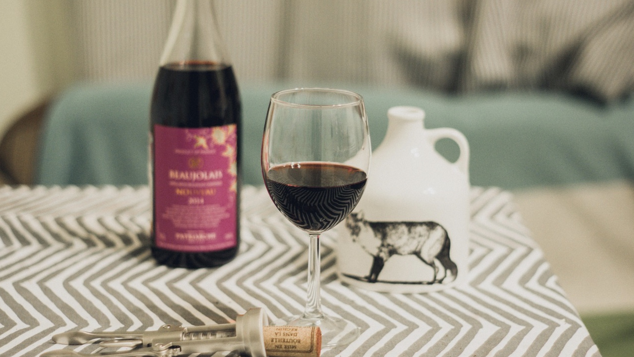 Beaujolais Nouveau 2026 : date de sortie, millésime et conseils pour bien le déguster